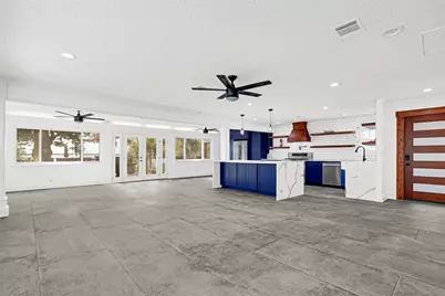 404 S Burnett Drive, Baytown, TX 77520 - Photo 9