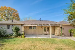 10303 Greenwillow Dr, Houston, TX 77035 - Photo 33