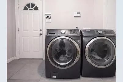 10303 Greenwillow Drive, Houston, TX 77035 - Photo 15