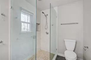 10303 Greenwillow Dr, Houston, TX 77035 - Photo 19