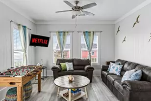 986 Edson Dr, Gilchrist, TX 77617 - Photo 25