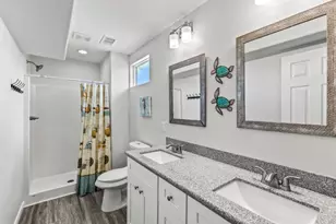 986 Edson Dr, Gilchrist, TX 77617 - Photo 37