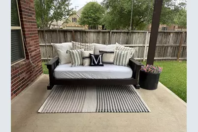 2114 Holly Manor Court, Katy, TX 77493 - Photo 35