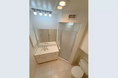 2210 Dorrington Street #502, Houston, TX 77030 - Photo 9