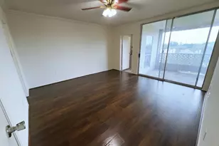 2210 Dorrington St, Houston, TX 77030 - Photo 5