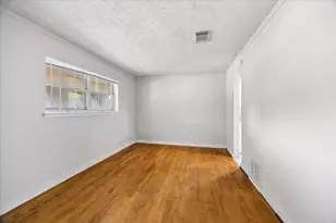 3530 Ripplebrook Dr, Houston, TX 77045 - Photo 5