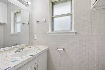 3530 Ripplebrook Drive, Houston, TX 77045 - Photo 7
