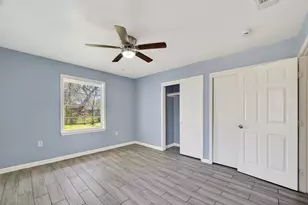6022 Lyndhurst Dr, Houston, TX 77033 - Photo 13