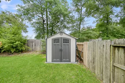 2111 Barton Woods Boulevard, Conroe, TX 77301 - Photo 49