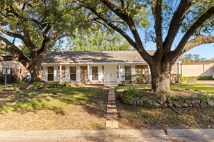 9610 Meadowglen Ln, Houston, TX 77063 - Photo 1