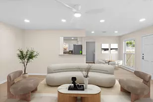 9610 Meadowglen Ln, Houston, TX 77063 - Photo 3