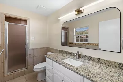 9610 Meadowglen Lane, Houston, TX 77063 - Photo 41