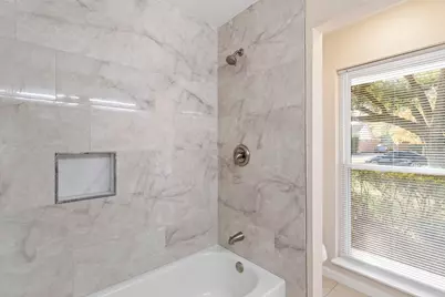 9610 Meadowglen Lane, Houston, TX 77063 - Photo 31