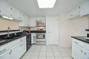 21703 Park Bend Dr, Katy, TX 77450 - Photo 9