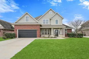 14031 Hawthorne Cir, Baytown, TX 77523 - Photo 3