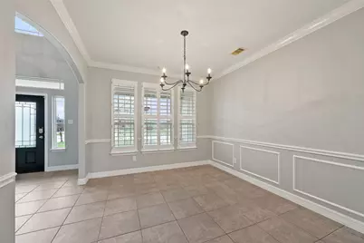 14031 Hawthorne Circle, Baytown, TX 77523 - Photo 5