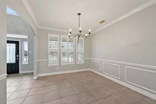 14031 Hawthorne Cir, Baytown, TX 77523 - Photo 5