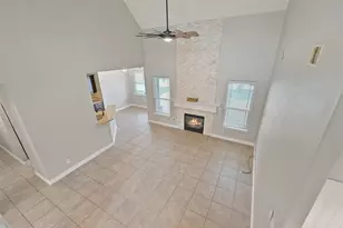 14031 Hawthorne Cir, Baytown, TX 77523 - Photo 9