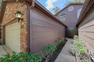 102 Willowwood, The Woodlands, TX 77381 - Photo 3