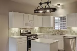 102 Willowwood, The Woodlands, TX 77381 - Photo 11