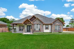 122 Whites Lake Estates Dr, Highlands, TX 77562 - Photo 1