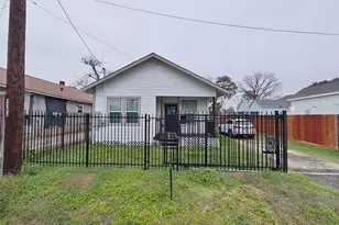 1217 Campbell St, Houston, TX 77009 - Photo 3