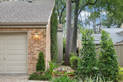80 Sugarberry Circle, Houston, TX 77024 - Photo 7
