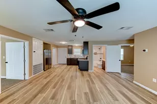 100 18th Ave N, Texas City, TX 77590 - Photo 5