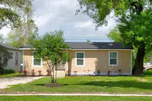 100 18th Ave N, Texas City, TX 77590 - Photo 31