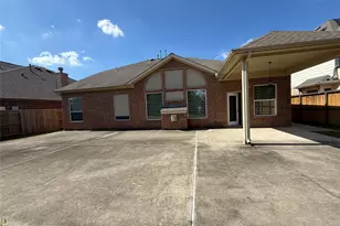 727 Overdell Dr, Sugar Land, TX 77479 - Photo 11