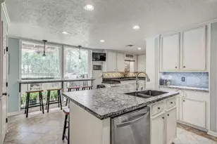 22 Winged Foot Dr, Conroe, TX 77304 - Photo 19