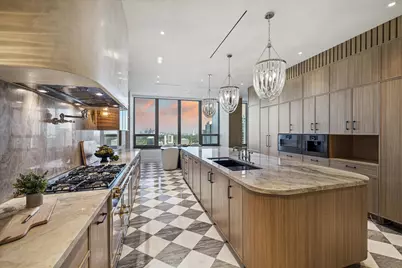 1275 S Post Oak Lane #2502, Houston, TX 77056 - Photo 5