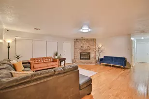 4947 Bridgemont Ln, Spring, TX 77388 - Photo 9