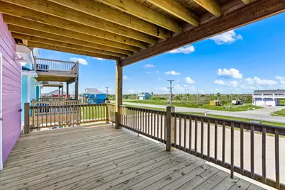 994 Jean Street, Gilchrist, TX 77617 - Photo 5