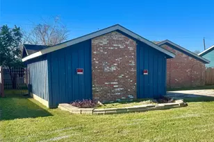 11026 Sageview Dr, Houston, TX 77089 - Photo 3