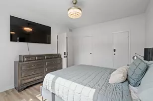 1881 Bering Dr, Houston, TX 77057 - Photo 3