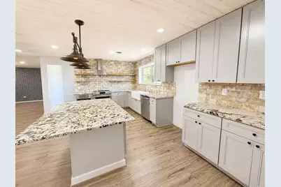 379 Hale Road, Bay City, TX 77414 - Photo 3