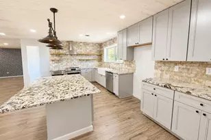 379 Hale Rd, Bay City, TX 77414 - Photo 3