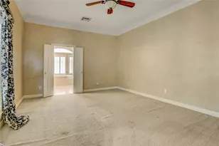 13835 Cady Ct, Houston, TX 77077 - Photo 11