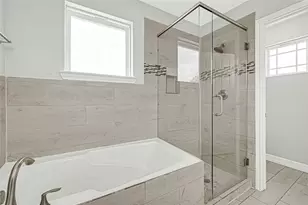 9823 Bamboo Rd, Houston, TX 77041 - Photo 31