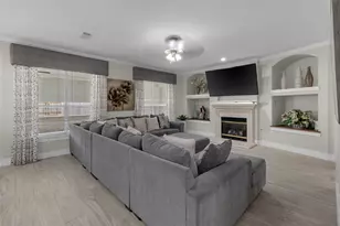 10910 Coldwater Bridge Ct, Sugar Land, TX 77498 - Photo 5