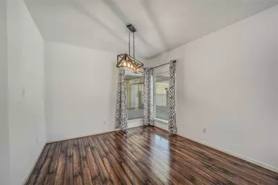 910 Millpond Drive, Sugar Land, TX 77498 - Photo 11