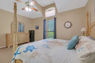 910 Millpond Drive, Sugar Land, TX 77498 - Photo 21