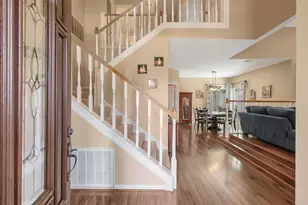 910 Millpond Dr, Sugar Land, TX 77498 - Photo 5