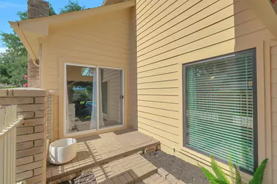 910 Millpond Drive, Sugar Land, TX 77498 - Photo 33