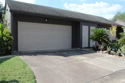 16508 Space Center Boulevard, Houston, TX 77058 - Photo 9