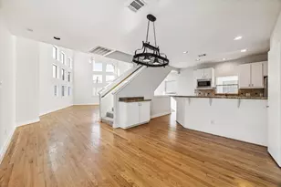 9710 Riddlewood Ln, Houston, TX 77025 - Photo 9