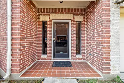 9710 Riddlewood Lane, Houston, TX 77025 - Photo 25