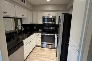 11002 Hammerly Blvd, Houston, TX 77043 - Photo 3