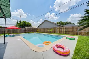 12434 Mylla St, Houston, TX 77015 - Photo 43